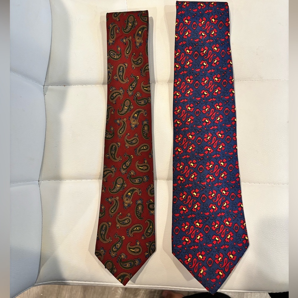 2 Burberry ties